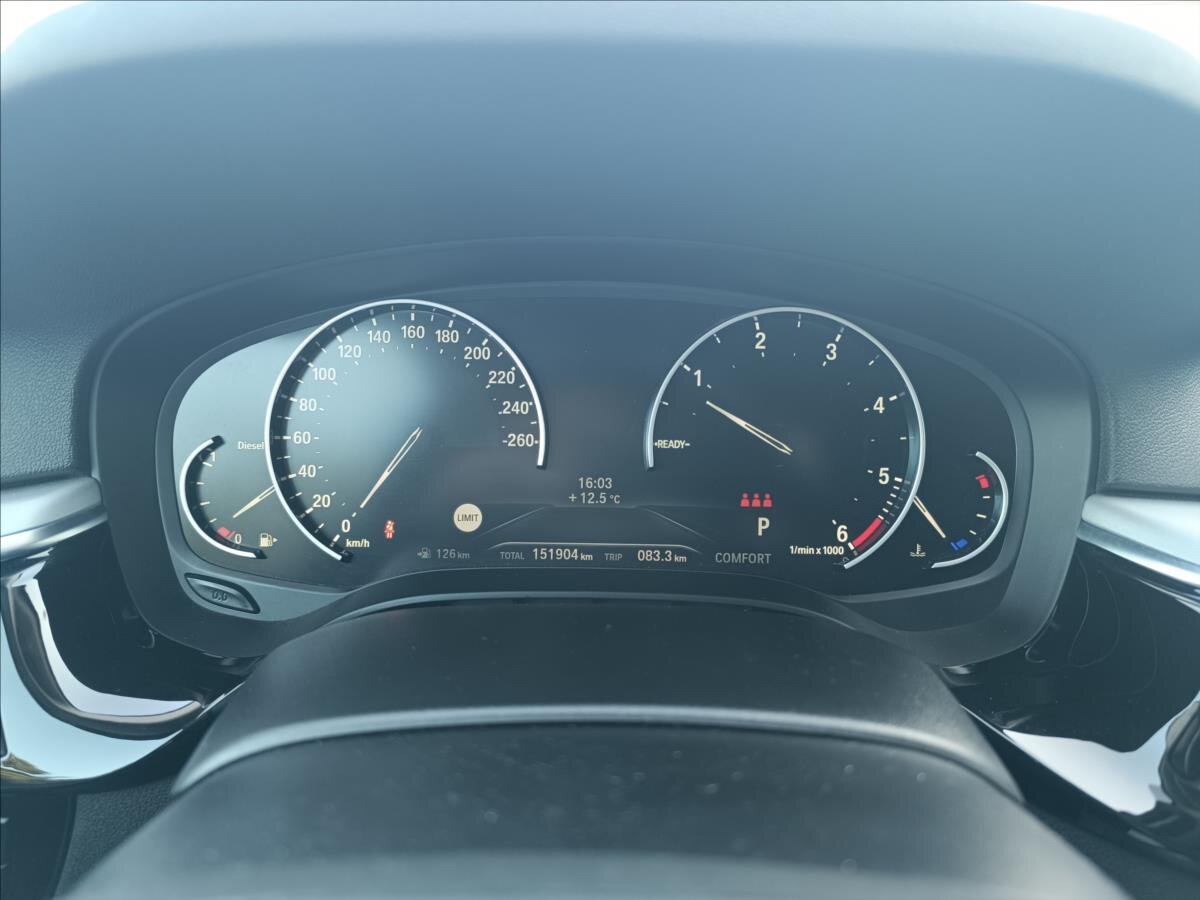 BMW Řada 5 Kombi 2,0 l 140 kw