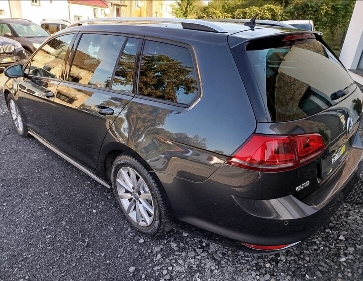 Volkswagen Golf Kombi 2,0 l 135 kw