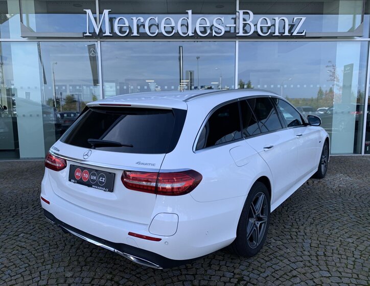 Mercedes-Benz Třídy E 31