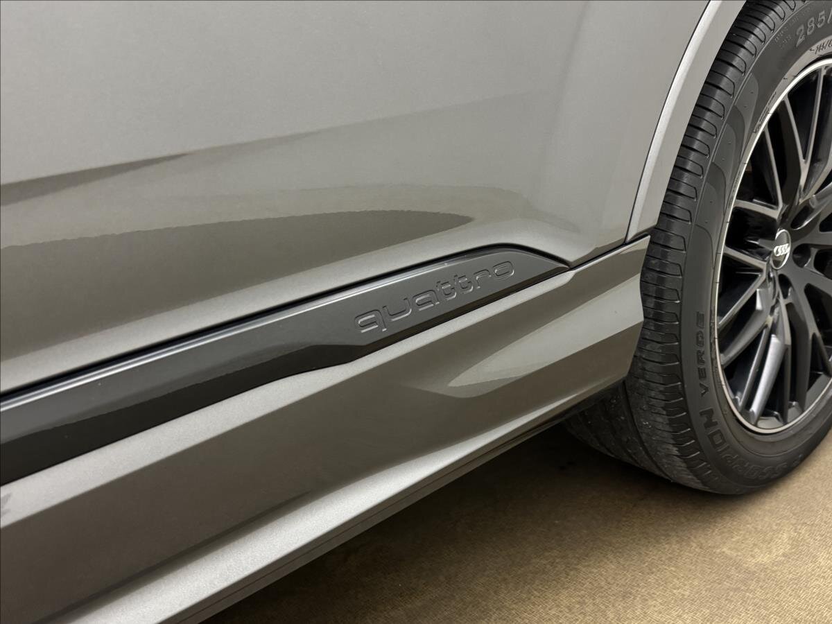 Audi Q7 SUV 3,0 l 210 kw