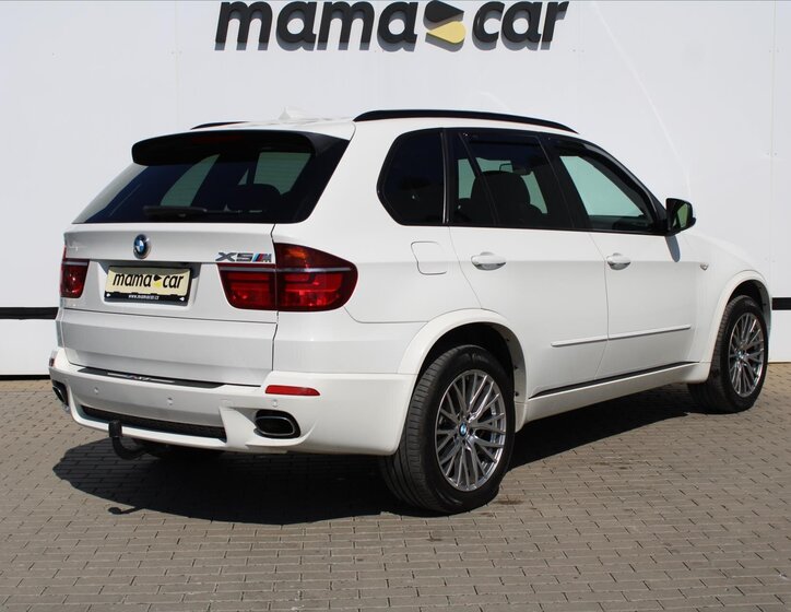 BMW X5 SUV 3,0 l 225 kw