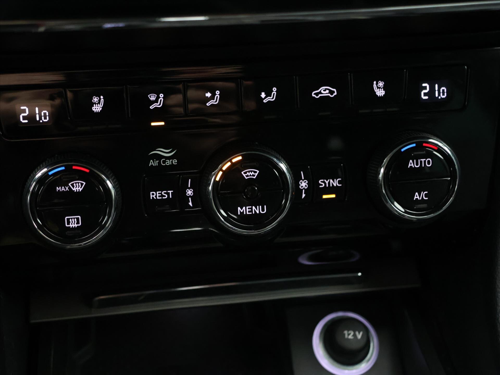 Škoda Superb Kombi 2,0 l 110 kw