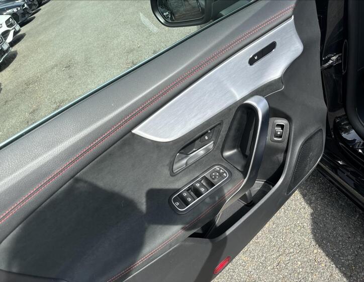 Mercedes-Benz CLA 15