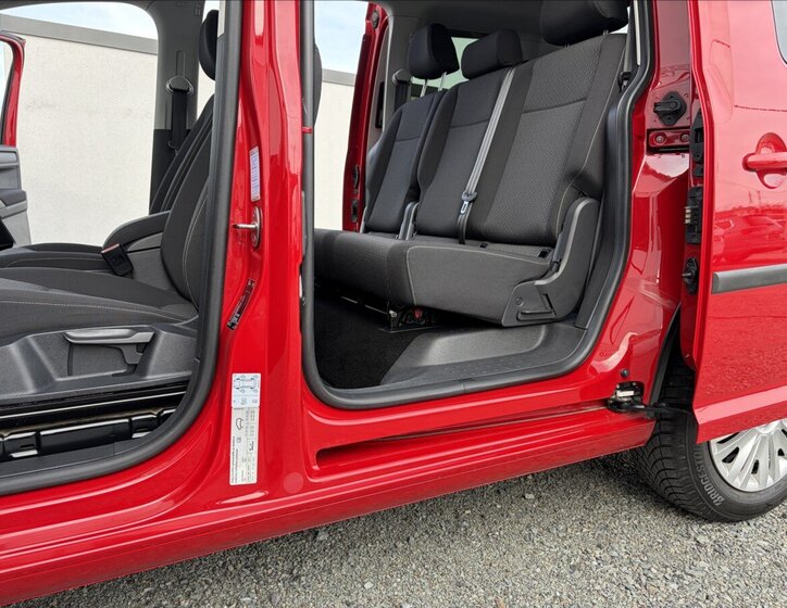 Volkswagen Caddy Kombi 2,0 l 75 kw