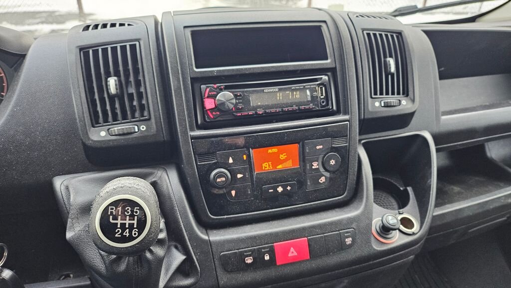 Peugeot Boxer Skříň 2,2 l 96 kw