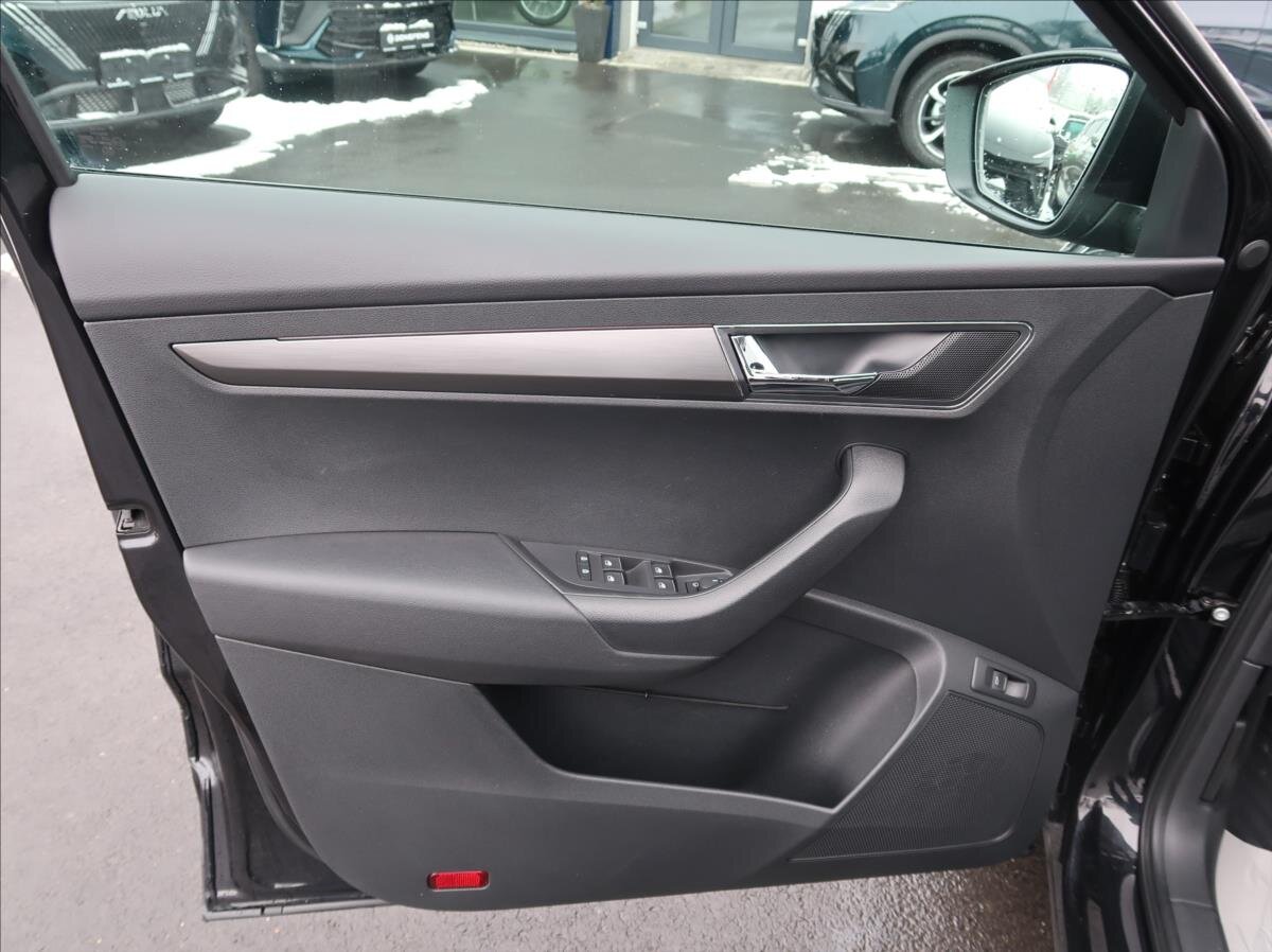 Škoda Karoq SUV / Terénní 1,6 l 85 kw