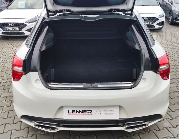 Citroën DS5 Hatchback 2,0 l 120 kw