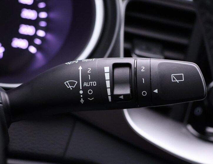 KIA Ceed Hatchback 998,0 74 kw