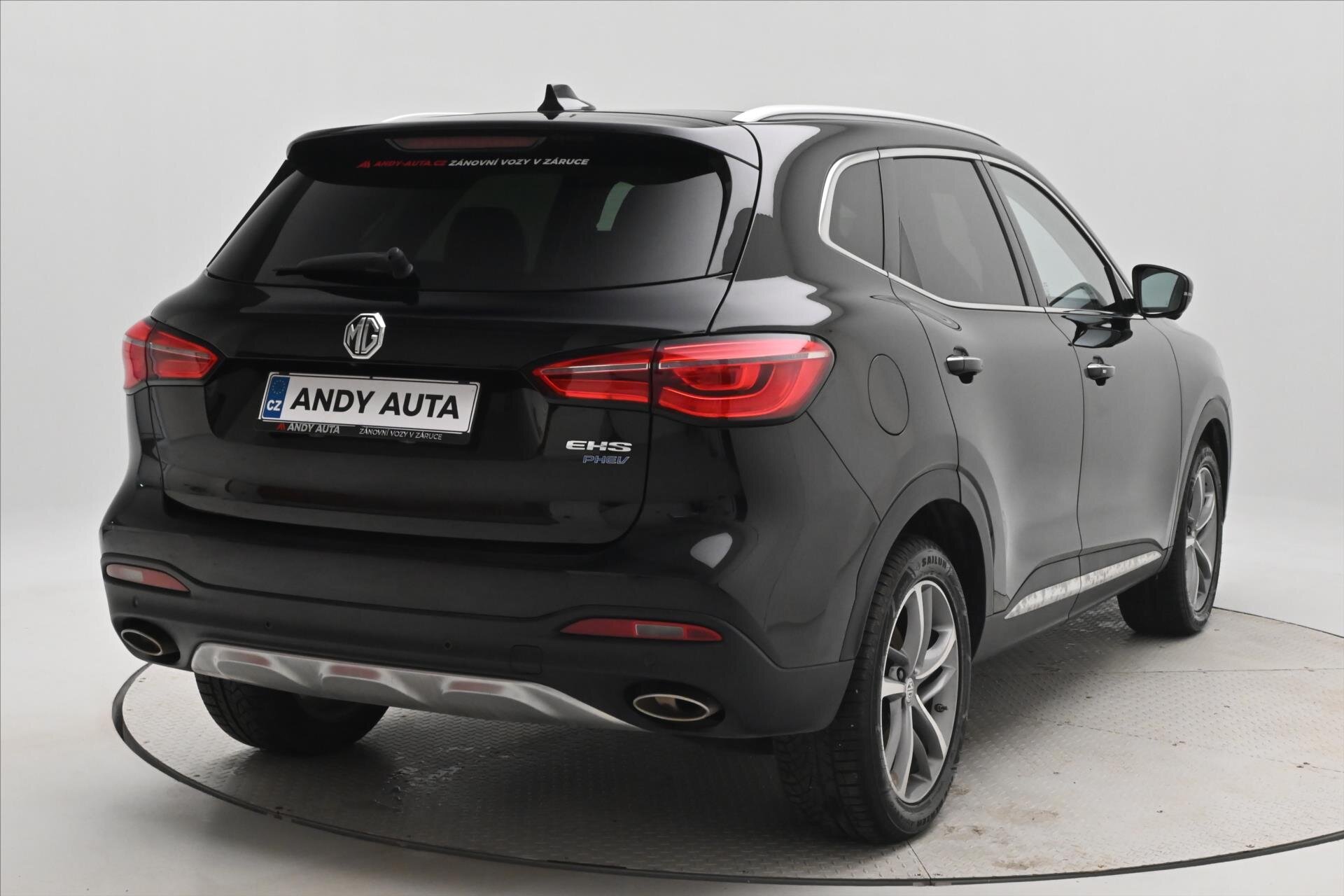 MG EHS SUV 1,5 l 119 kw