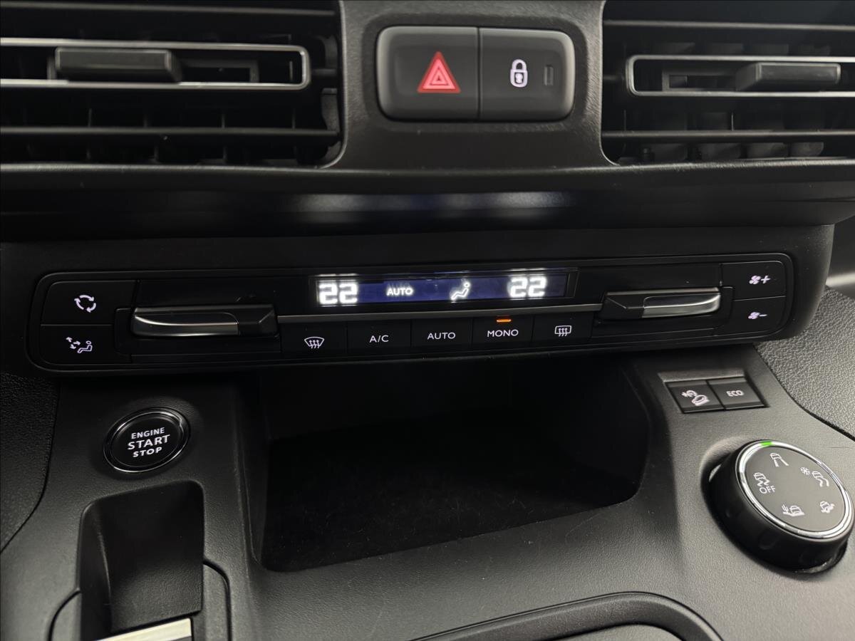 Peugeot Rifter MPV 1,5 l 96 kw