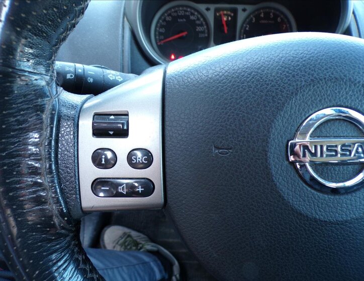 Nissan Note Kombi 1,4 l 65 kw