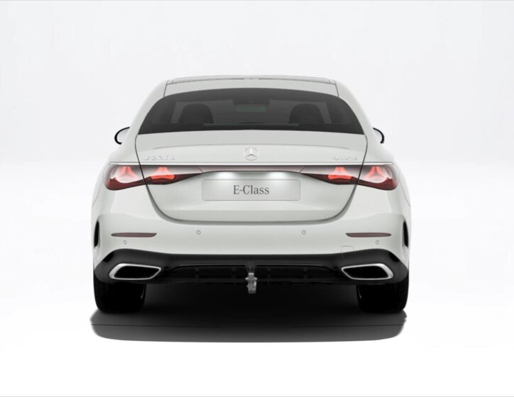 Mercedes-Benz Třídy E Sedan / Limuzína 2,0 l 145 kw