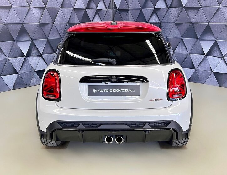 Mini Cooper Hatchback 2,0 l 170 kw