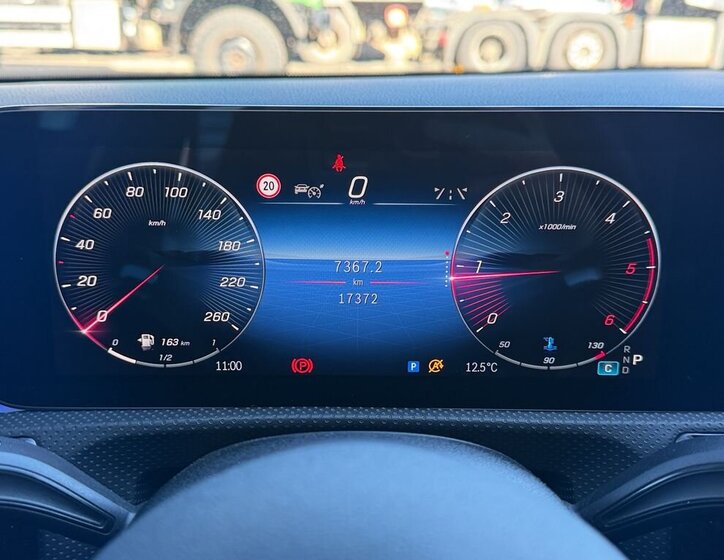 Mercedes-Benz CLA Sedan / Limuzína 2,0 l 110 kw