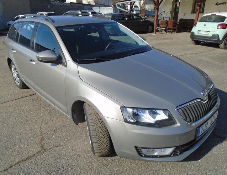 Škoda Octavia Kombi 1,6 l 77 kw