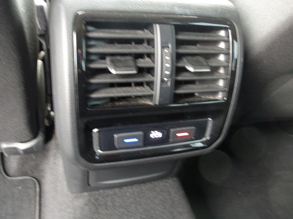 Volkswagen Passat Kombi 1,6 l 88 kw