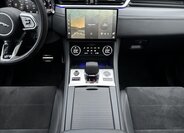 Jaguar F-Pace SUV 5,0 l 405 kw