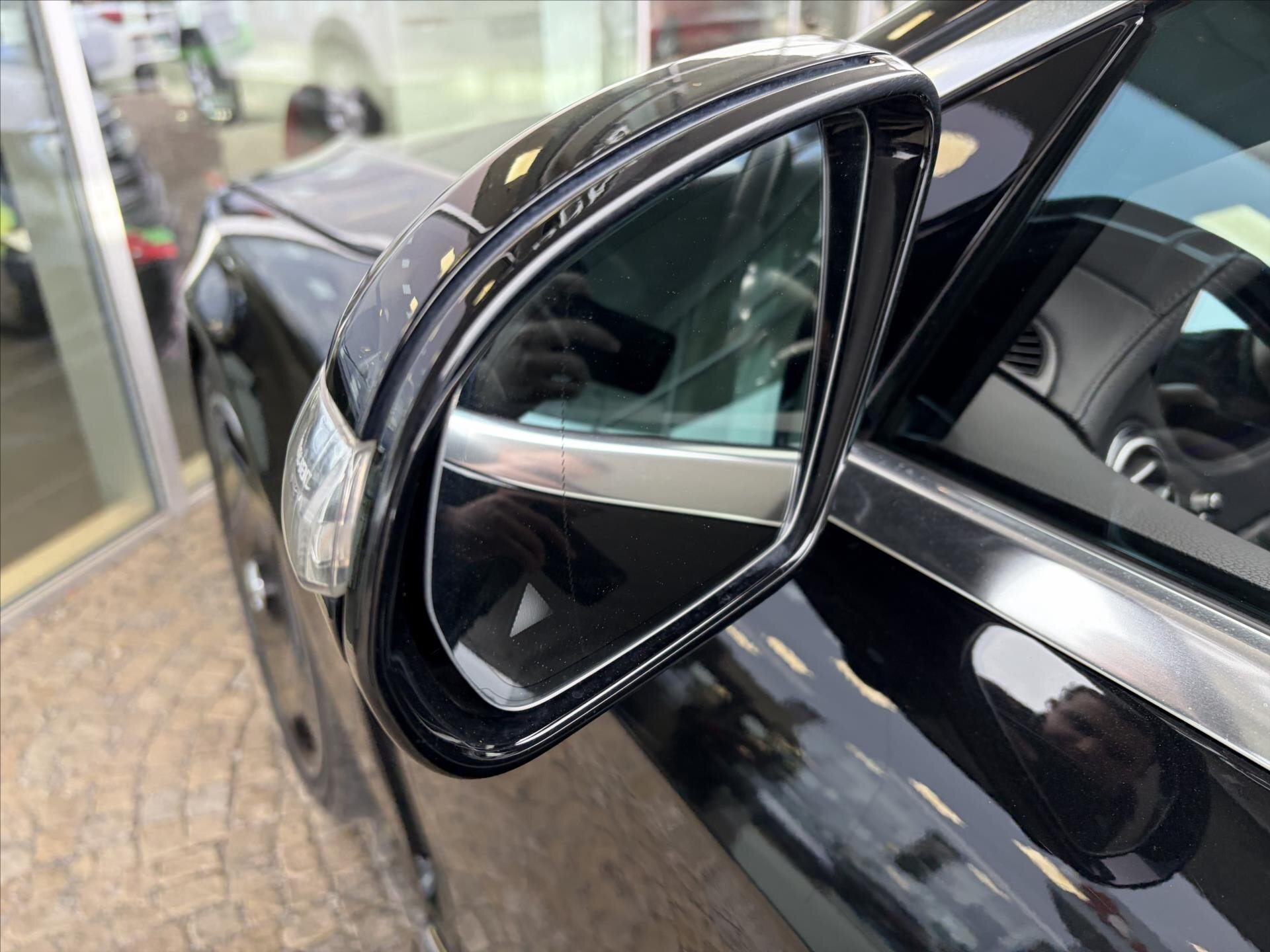 Mercedes-Benz Třídy S Sedan / Limuzína 4,0 l 345 kw