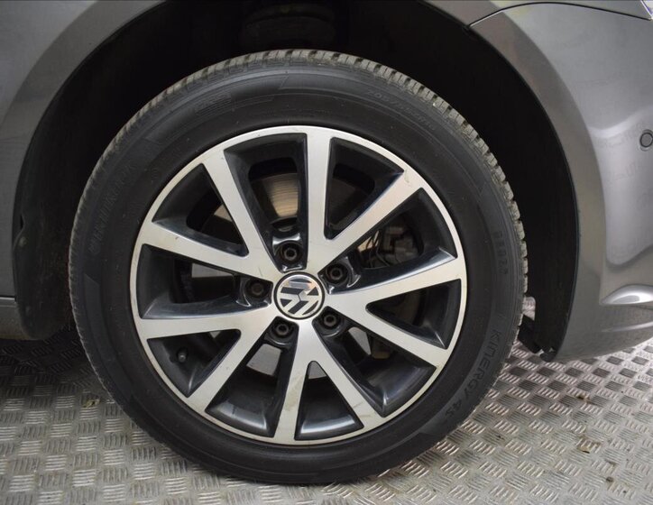 Volkswagen Touran MPV 2,0 l 103 kw