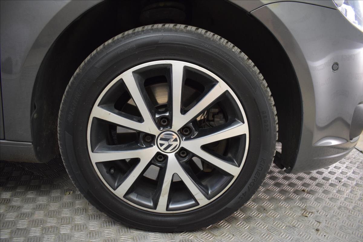 Volkswagen Touran MPV 2,0 l 103 kw