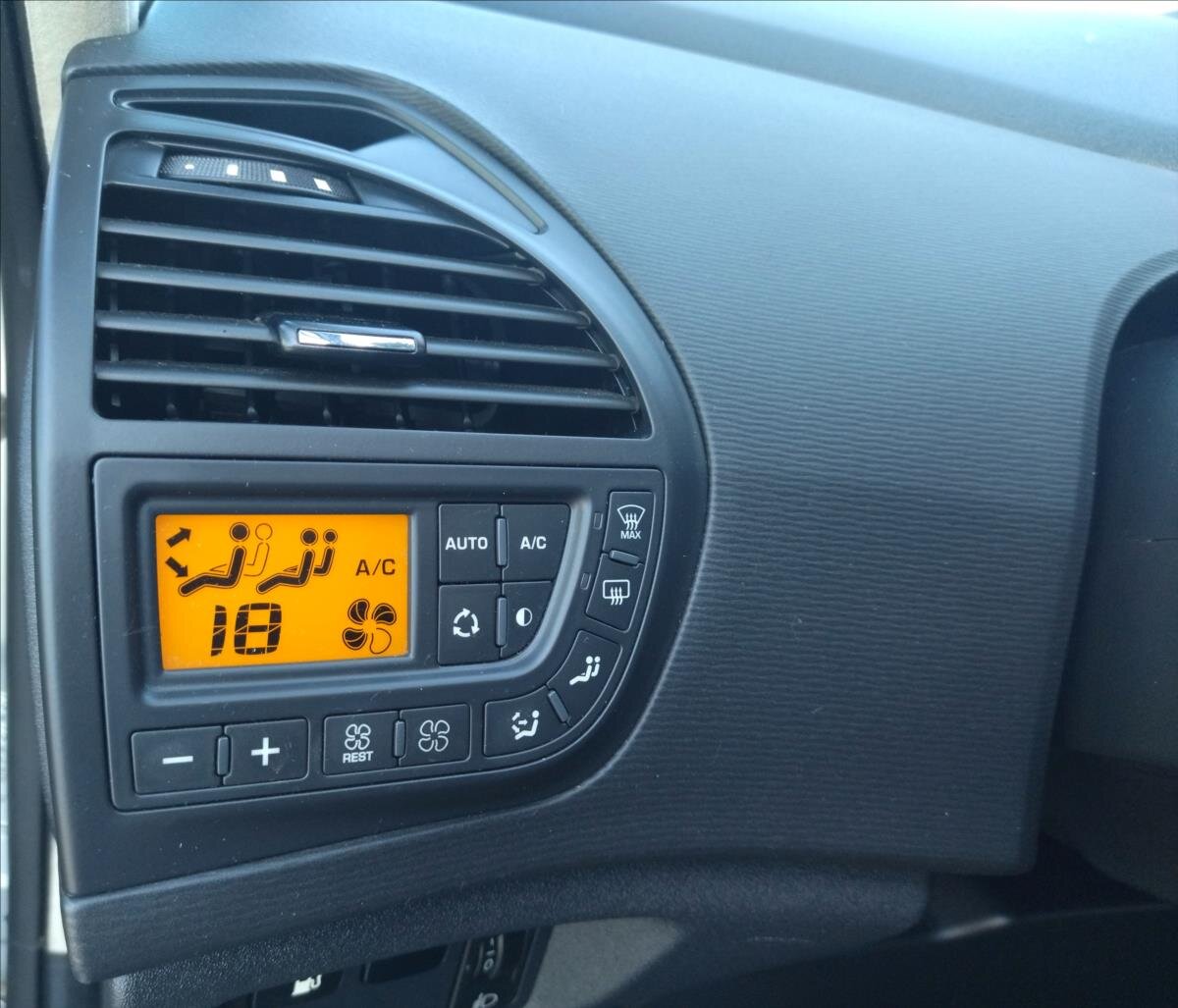 Citroën C4 Picasso Kombi 1,6 l 80 kw