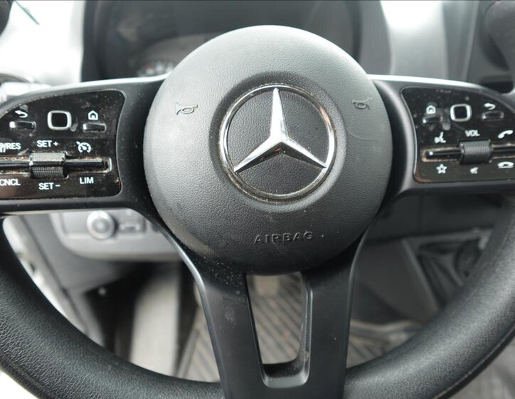 Mercedes-Benz Sprinter Valník 2,0 l 125 kw