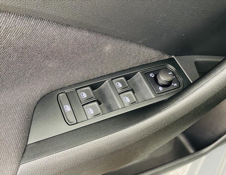 Škoda Scala Hatchback 999,0 85 kw