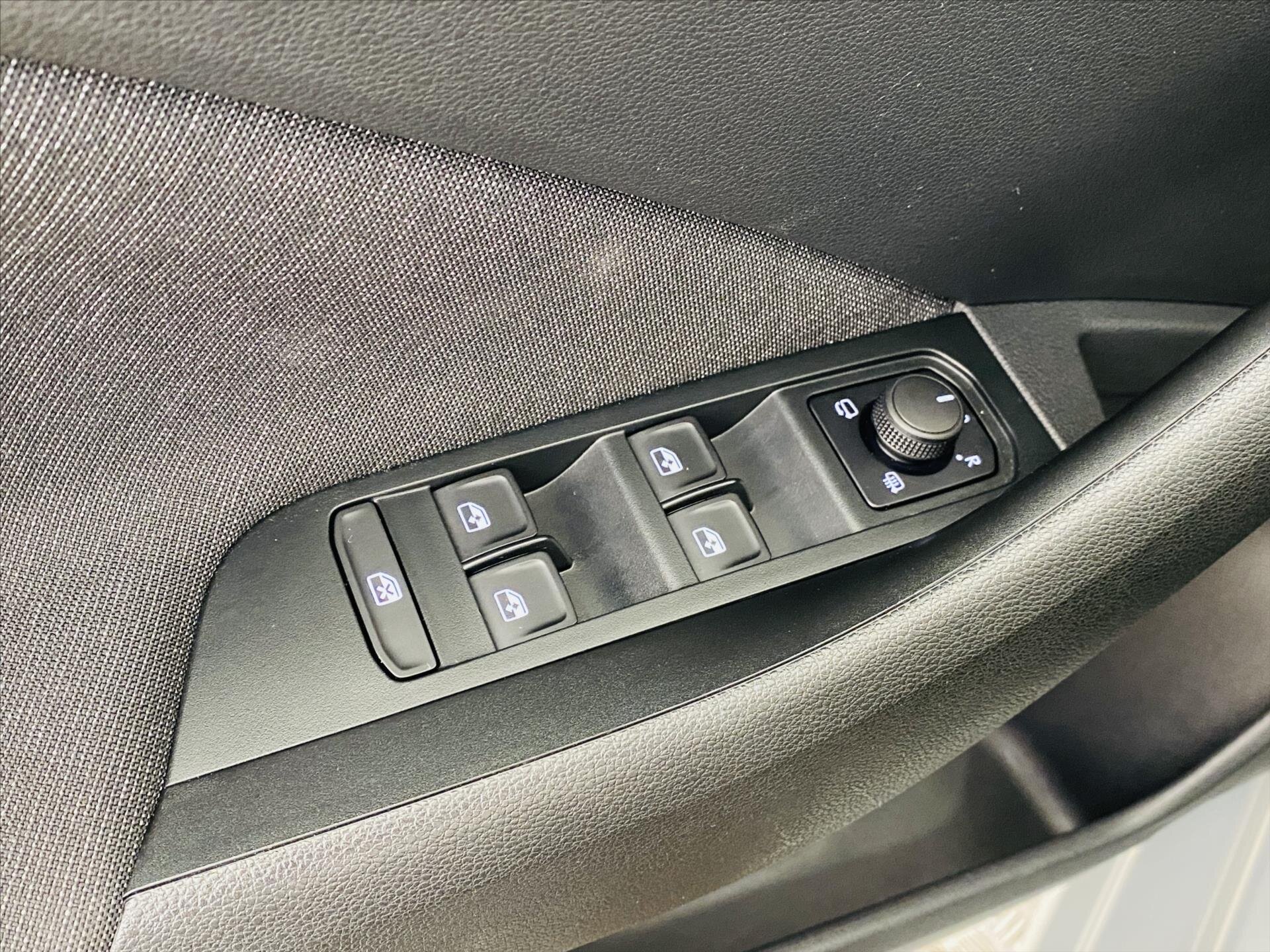 Škoda Scala Hatchback 999,0 85 kw