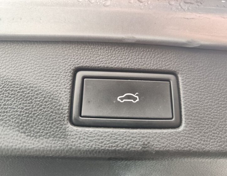 Volkswagen Arteon Kombi 2,0 l 147 kw