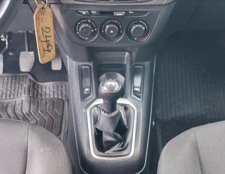 Peugeot 301 Sedan / Limuzína 1,2 l 60 kw