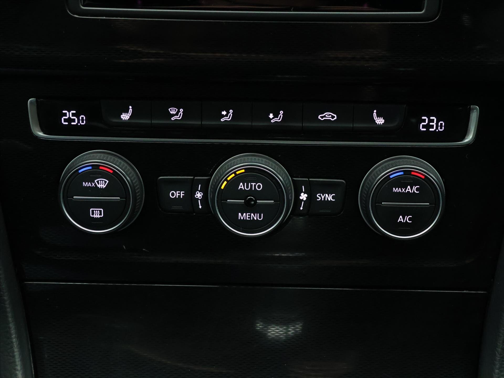 Volkswagen Golf Kombi 2,0 l 135 kw