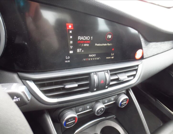 Alfa Romeo Giulia 16