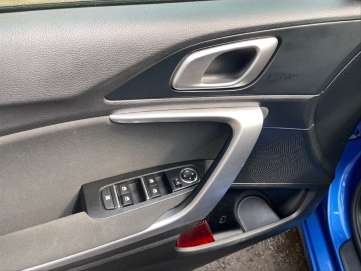 KIA Ceed Kombi 1,5 l 117 kw