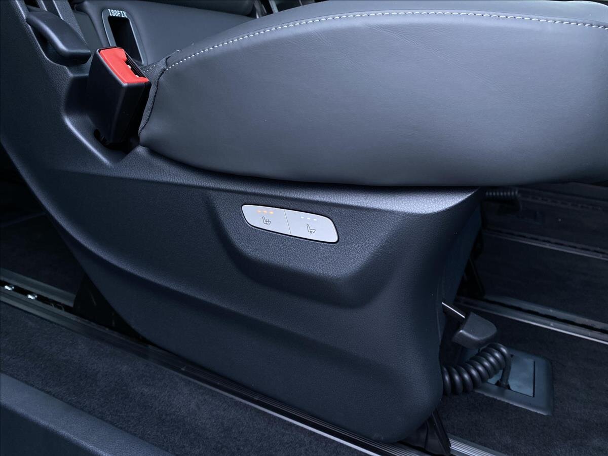 Mercedes-Benz Třídy V Ostatní 2,0 l 195 kw