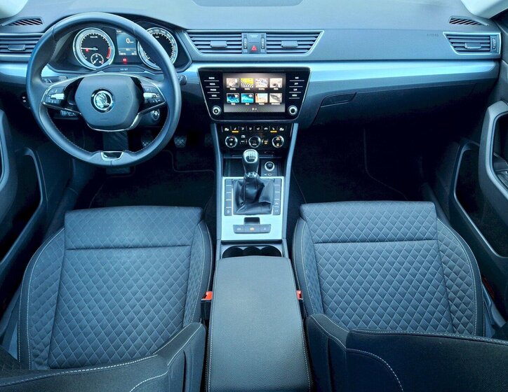 Škoda Superb Kombi 2,0 l 110 kw