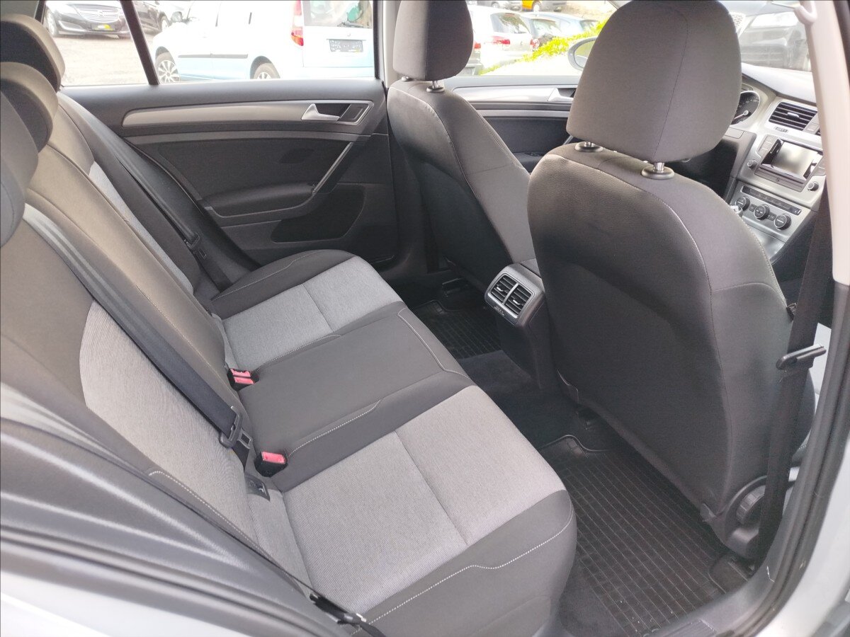 Volkswagen Golf Hatchback 1,4 l 90 kw