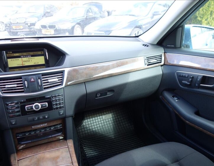 Mercedes-Benz Třídy E Kombi 3,0 l 195 kw