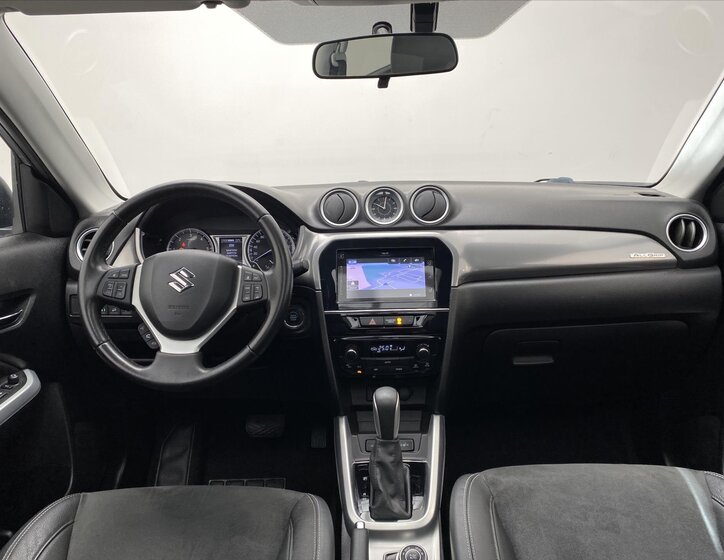 Suzuki Vitara SUV 1,6 l 88 kw