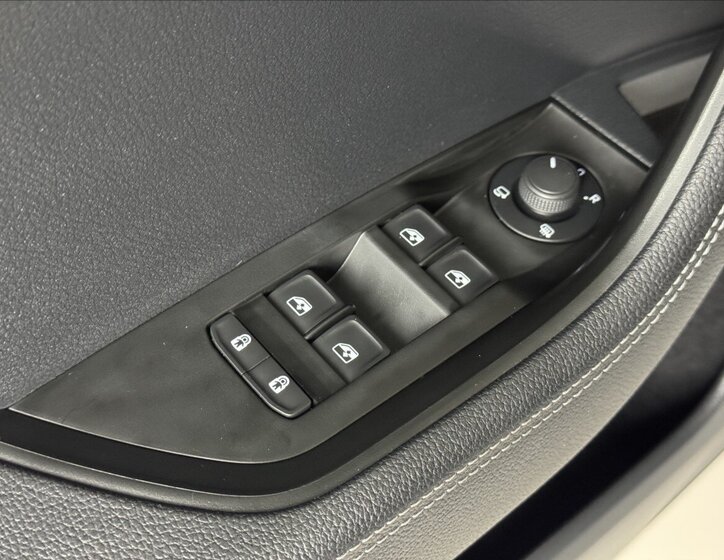 Škoda Superb Kombi 1,4 l 160 kw