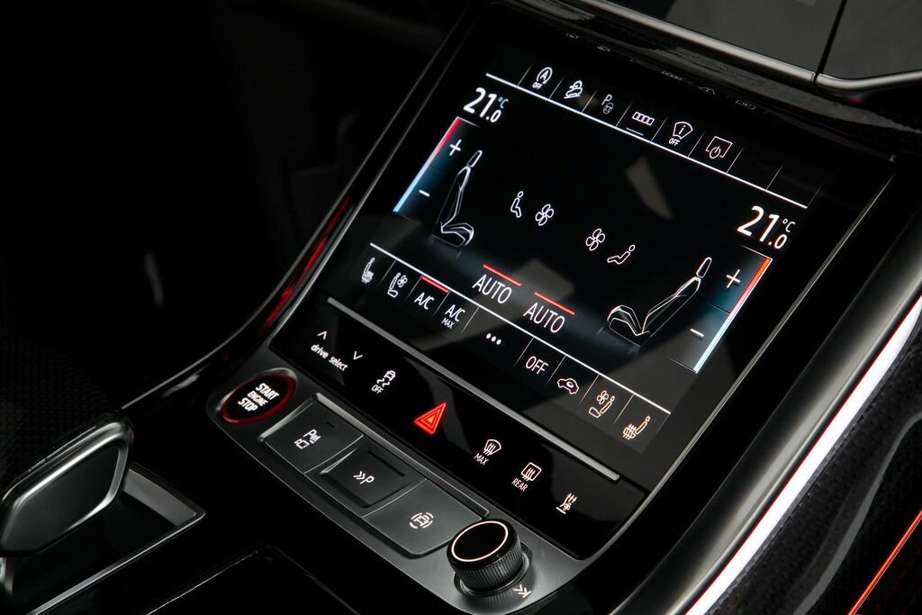 Audi SQ8 SUV 4,0 l 373 kw