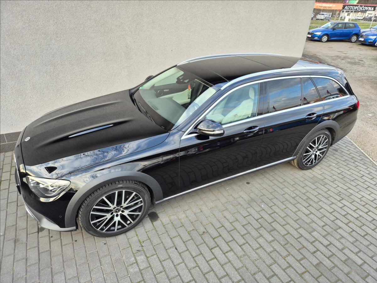 Mercedes-Benz Třídy E Kombi 2,9 l 243 kw