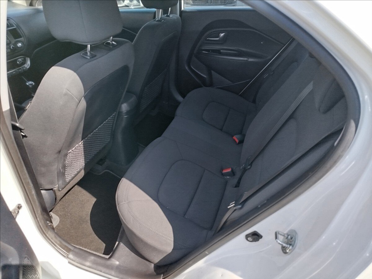 KIA Rio Hatchback 1,4 l 66 kw