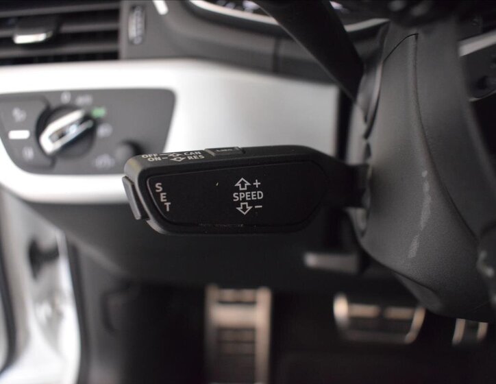 Audi A4 Sedan / Limuzína 2,0 l 140 kw