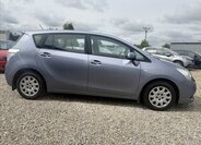 Toyota Verso Kombi 2,0 l 93 kw
