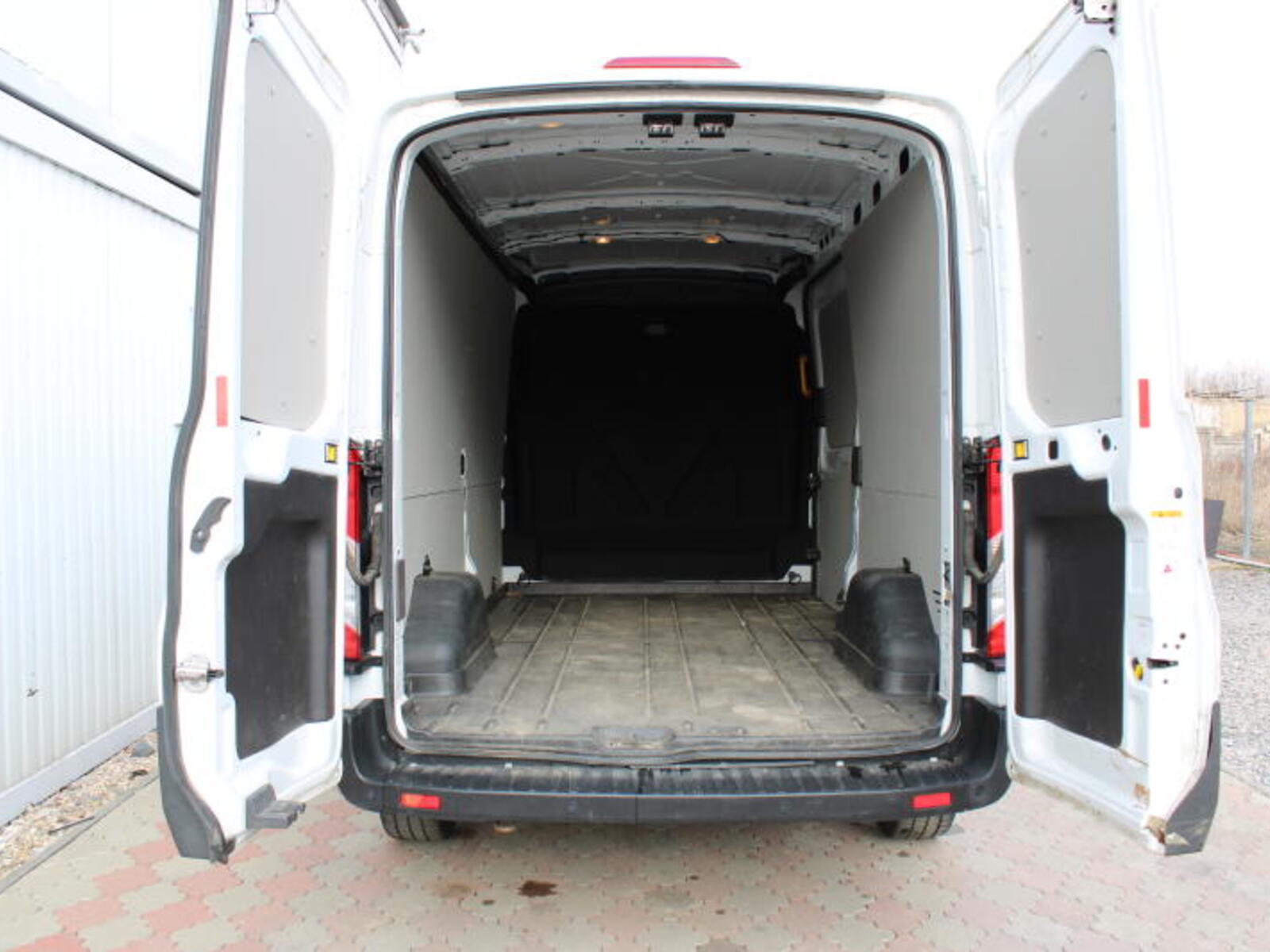 Ford Transit 7