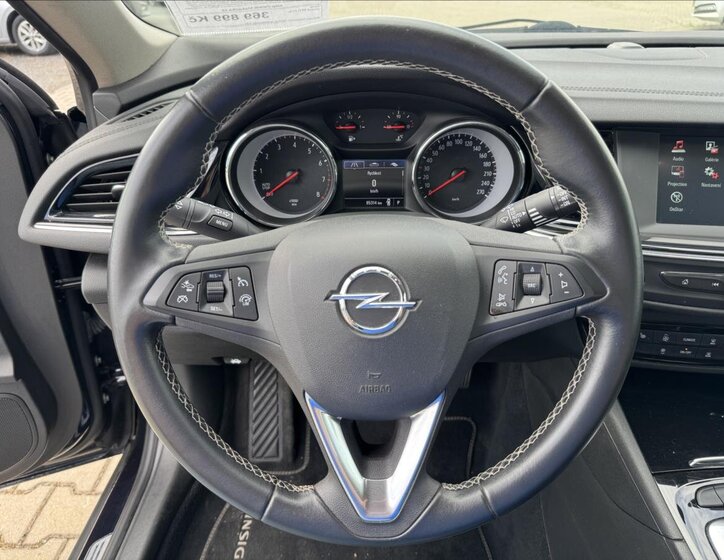 Opel Insignia Kombi 1,5 l 121 kw