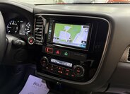 Mitsubishi Outlander SUV / Terénní 2,3 l 110 kw