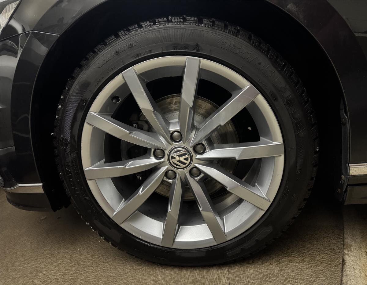 Volkswagen Passat Kombi 2,0 l 110 kw