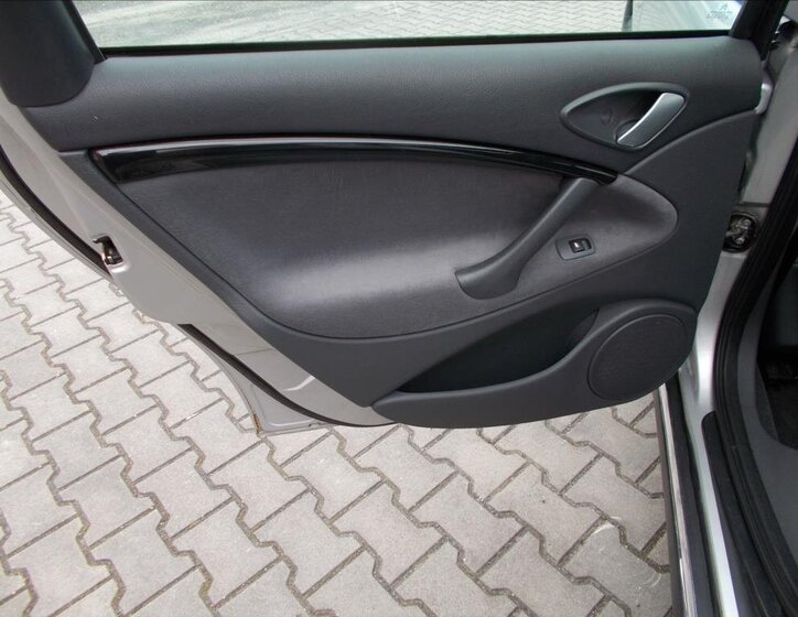 Citroën C5 Sedan / Limuzína 2,0 l 100 kw