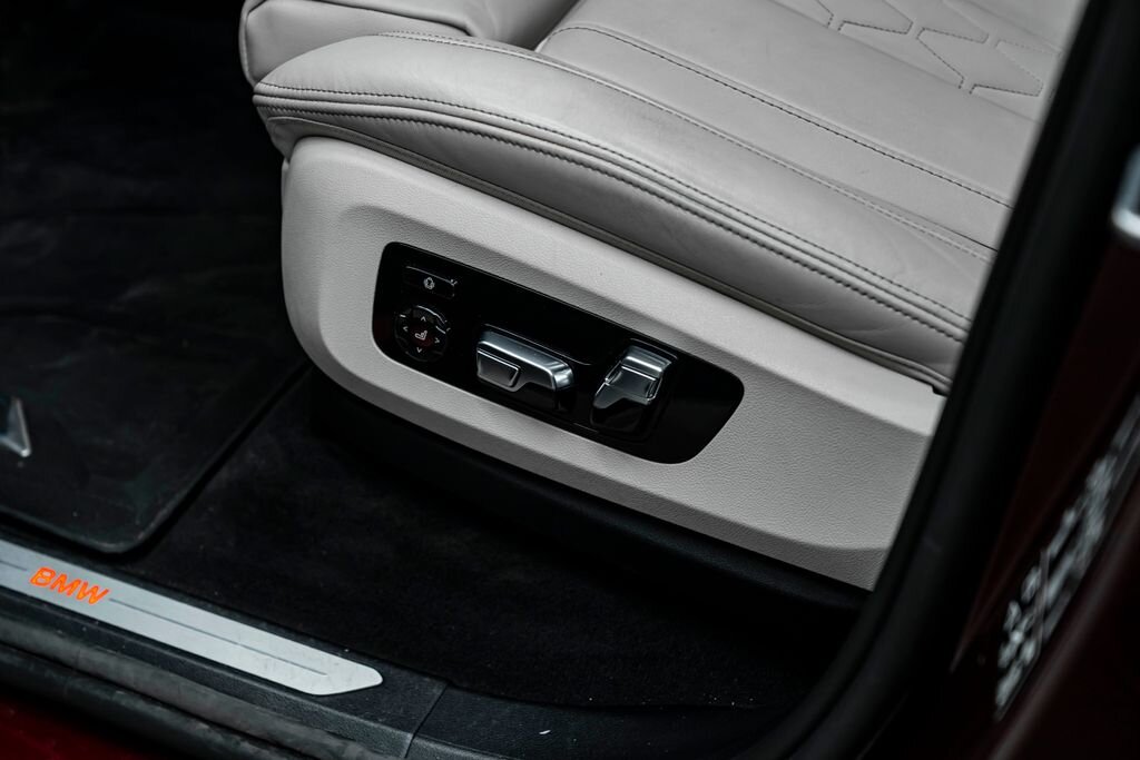 BMW X7 SUV / Terénní 3,0 l 280 kw